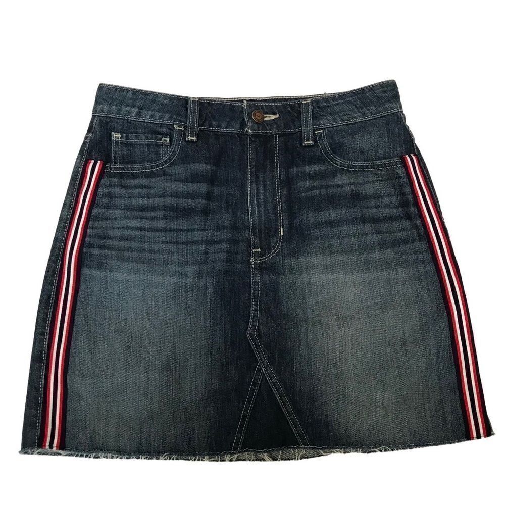 Hollister ultra high rise mini skirt 7/28‎